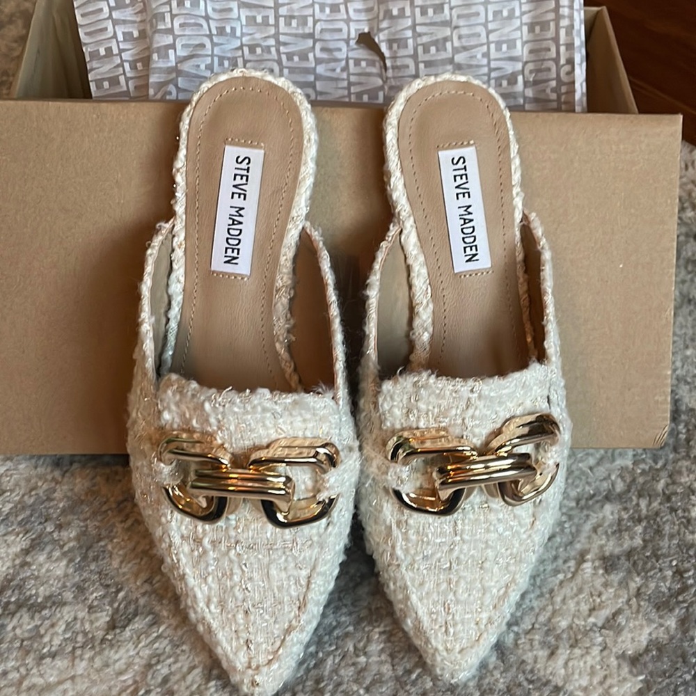 Steve Madden friends mule